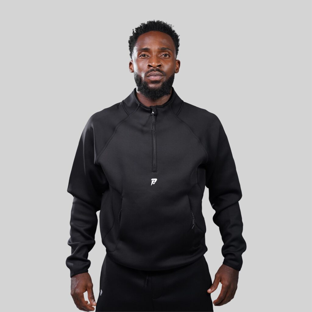 Ease Quarter Zip - Black